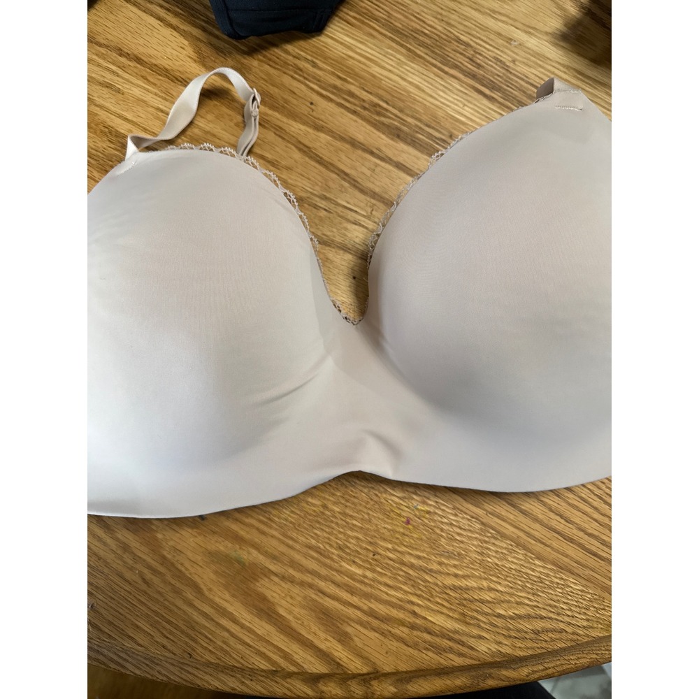 Maidenform Comfort Devotion Wireless Lace Trim Bra Beige DM7681 Size 2XL